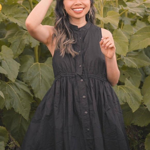 Urban Outfitters black raw hem button down dress - Picture 1 of 7